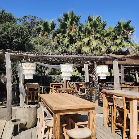 Apartment 4 Personnes Bord De Avec Piscine Wifi