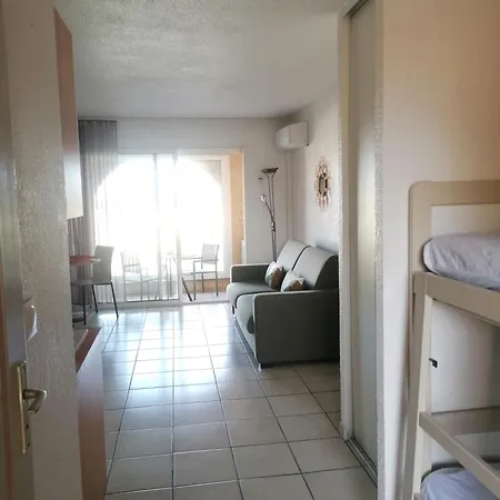 Apartment 4 Personnes Bord De Avec Piscine Wifi *