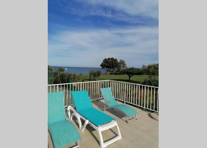 4 Personnes Bord De Avec Piscine Wifi Cervione