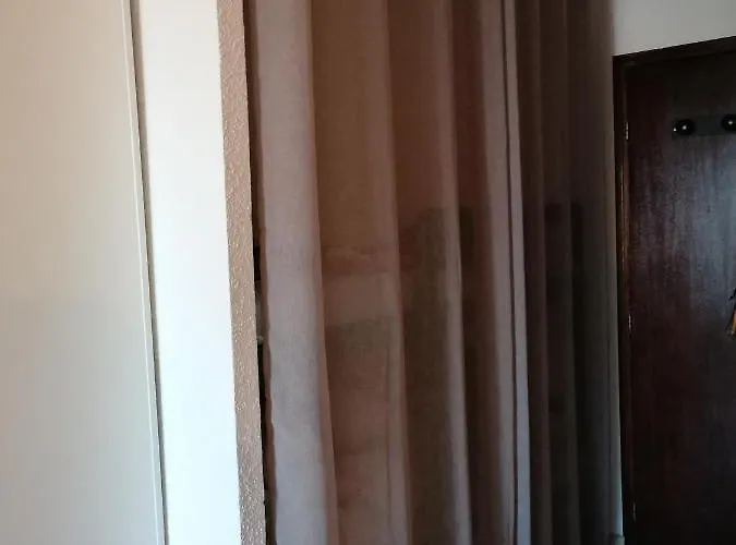 Appartement 4 Personnes Bord De Avec Piscine Wifi