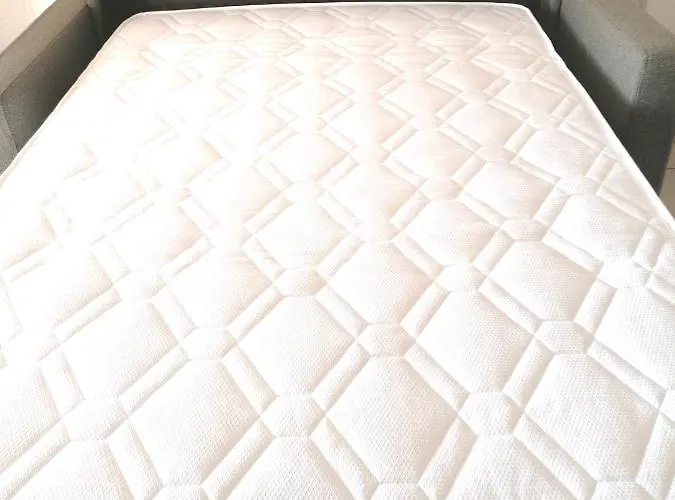 Appartement 4 Personnes Bord De Avec Piscine Wifi Cervione