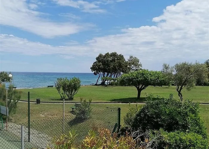 Appartement 4 Personnes Bord De Avec Piscine Wifi